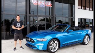 Why is Velocity Blue the best NEW color for the 2019 Ford Mustang Convertible? screenshot 4