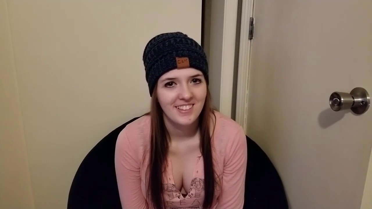 White N Bubbly Smoke review Samantha Stone