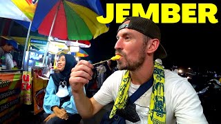 Trying 7¢ Street Food in JEMBER! 🇮🇩 screenshot 5