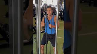 😑👀👀👀 #lucu #gym #gymlife #fitness #bodybuilding #funnyvideo #funny