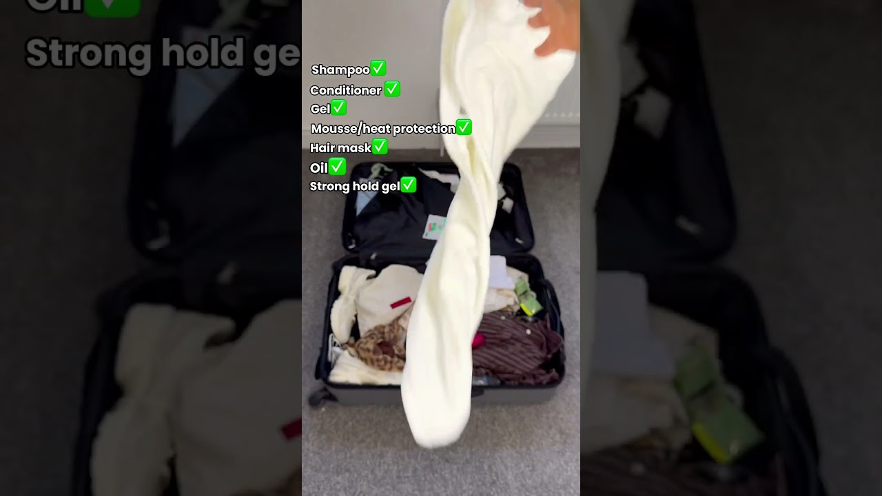 What’s in my suitcase?!🧳✈️ 