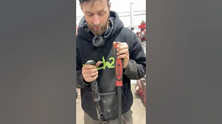 Matco vs. Snap-On Pry Bars