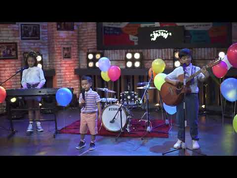 NGABUBURIT JAJAN bareng Ibu WIDI, DRU, WIDURI dan DEN