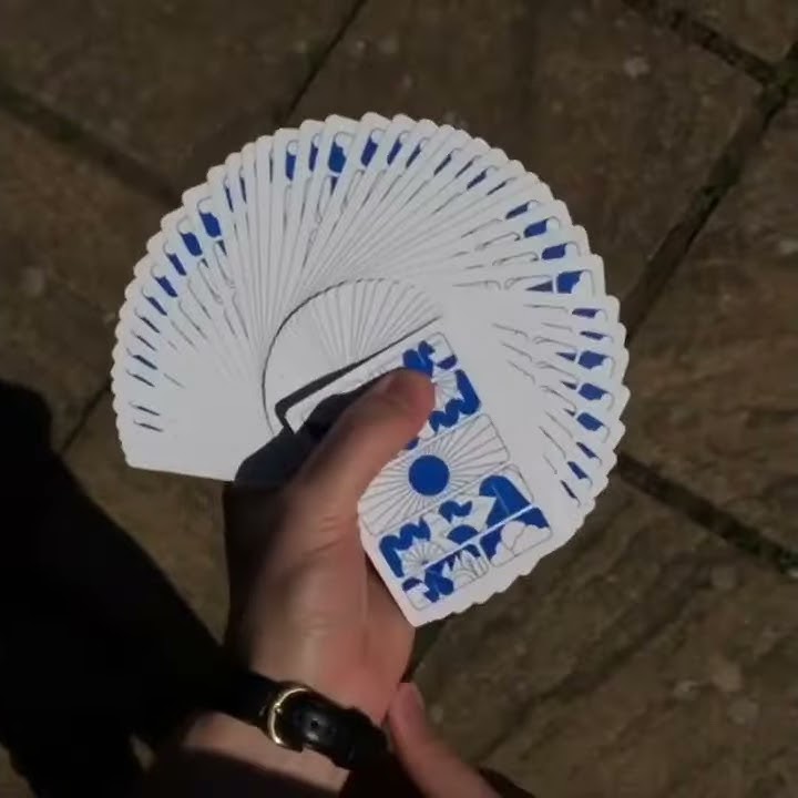 how-to-fan-a-deck-of-cards-must-learn-youtube