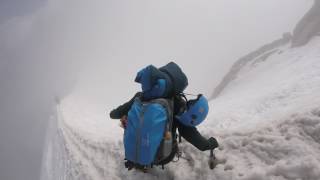 Man nearly falls to death on Aiguille du Midi Arete, Chamonix Mont Blanc Resimi