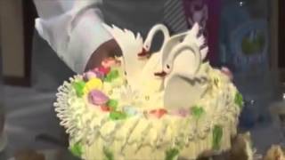 Невеста поймала падающий торт