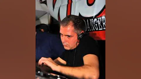 Pussy cat by evolution group  D J  Roberto Carbonero 1998