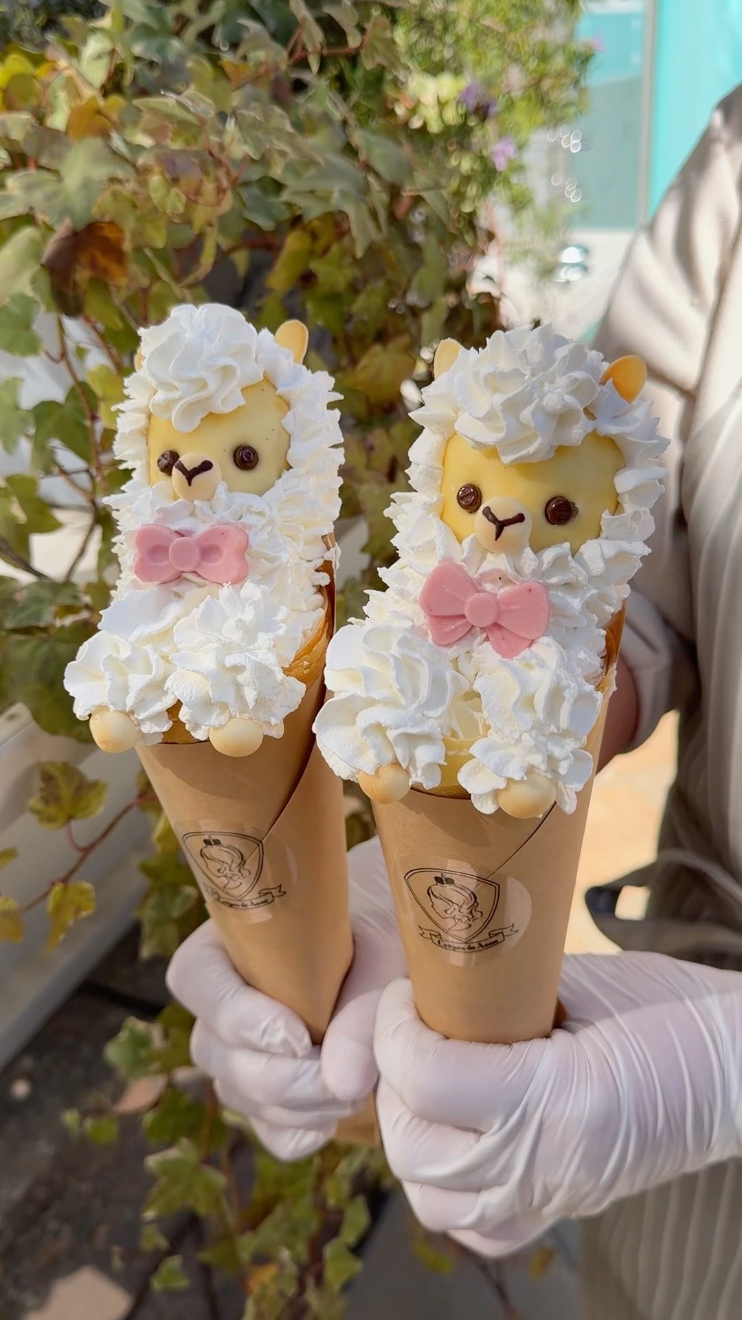 Too cute animal crepes🦙 - YouTube