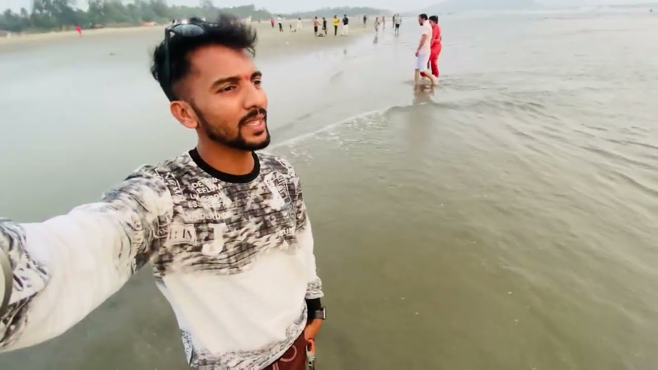 गोवा  मध्ये Full Enjoy Morjim beach 🏝️ || colva beach  🏖️ ||