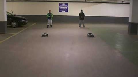 Kyosho DBX VE VS HPI E-Firestorm