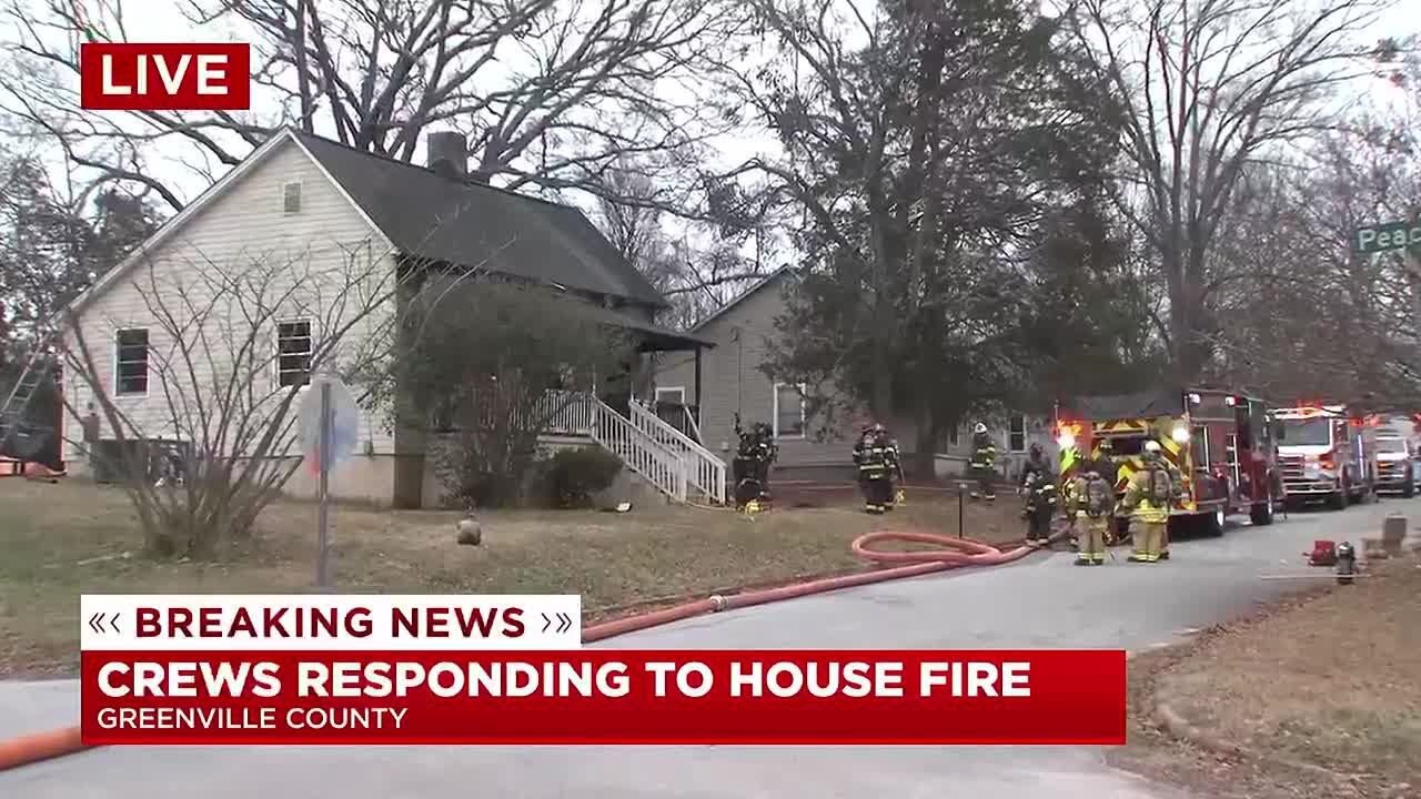 Crews responding to house fire in Greenville Co. - YouTube