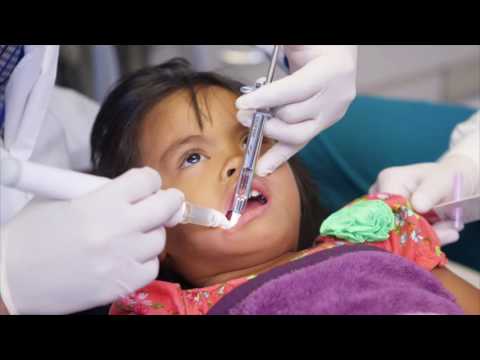 程医生 - 在儿童身上使用 DentalVibe Doctor Ching - Using DentalVibe on Children