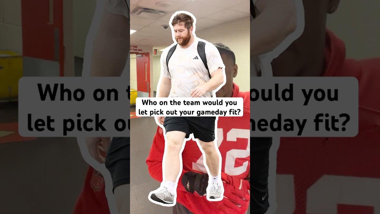 Who's picking your gameday fit? 🤔