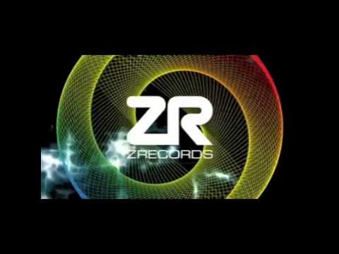 Attack The Dancefloor Volume Three – Vinyl (12
