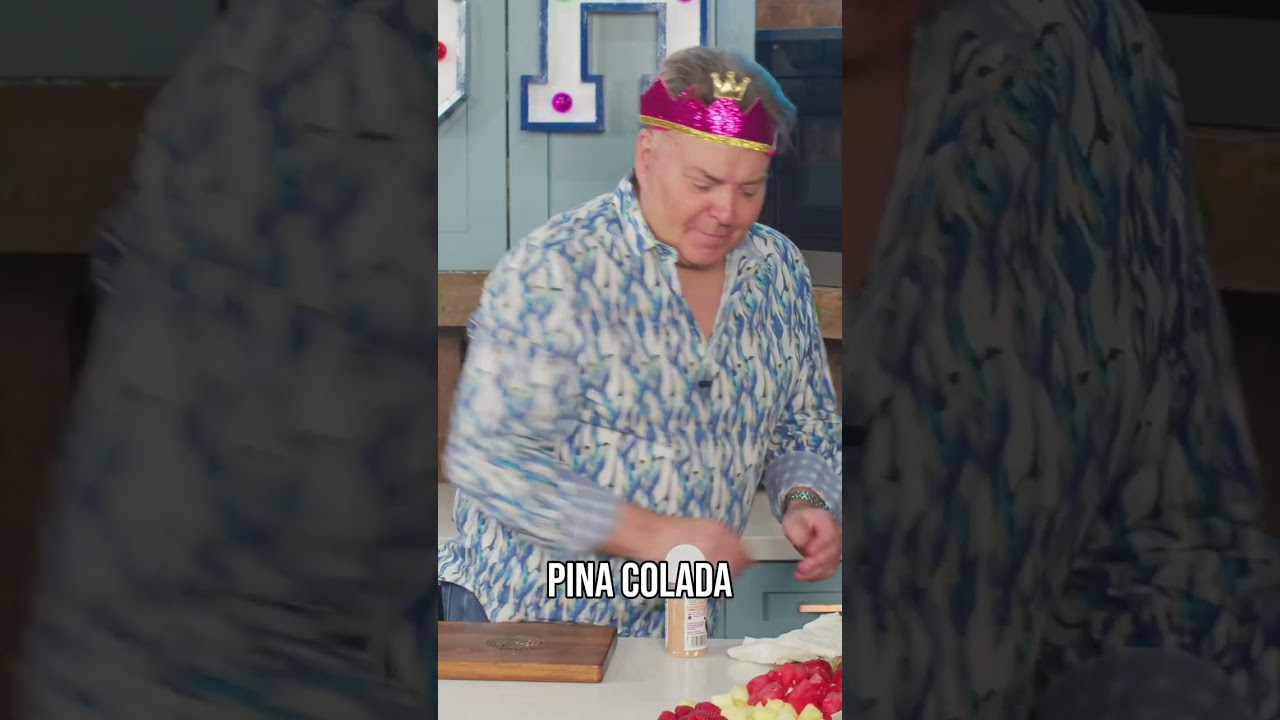 Tropical Paradise Delight: Refreshing Frozen Pineapple Coconut Drink Recipe