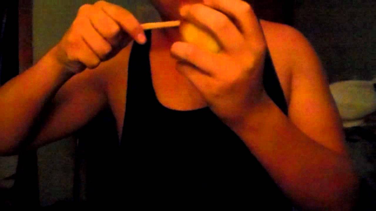 How to make an Apple Bong/Pipe Simplest Way  No Foil