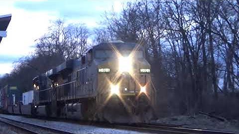 CSX 5464 w/ Nice K5HL Leads Intermodal Q154-24 on 1/24/20