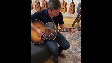 Thumbnail of Noel Gallagher in Chicago Music Exchange this afternoon. 🇺🇸