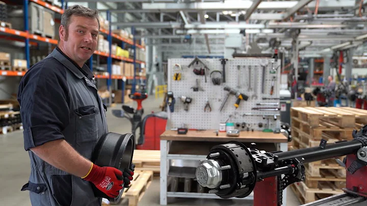 GIGANT service video - Change brake linings on 5.5 t rigid axle | EN