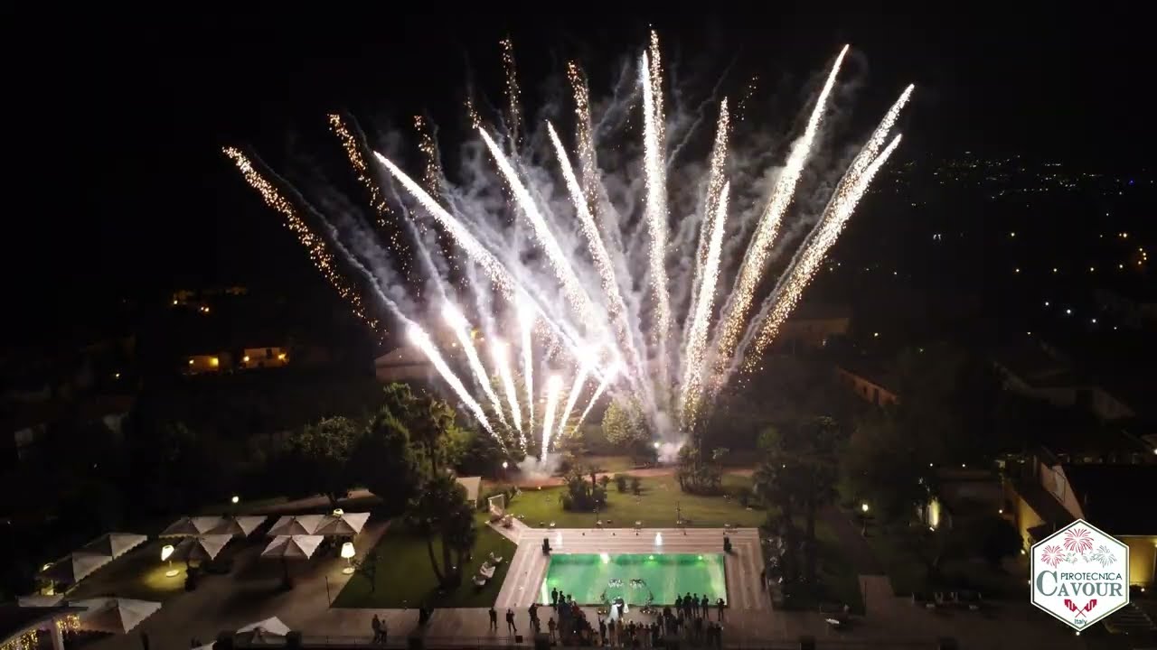 Piromusicale | L'amore esiste rmx | Geolier & Francesca Michelin | Tenuta Leone | Pirotecnica Cavour