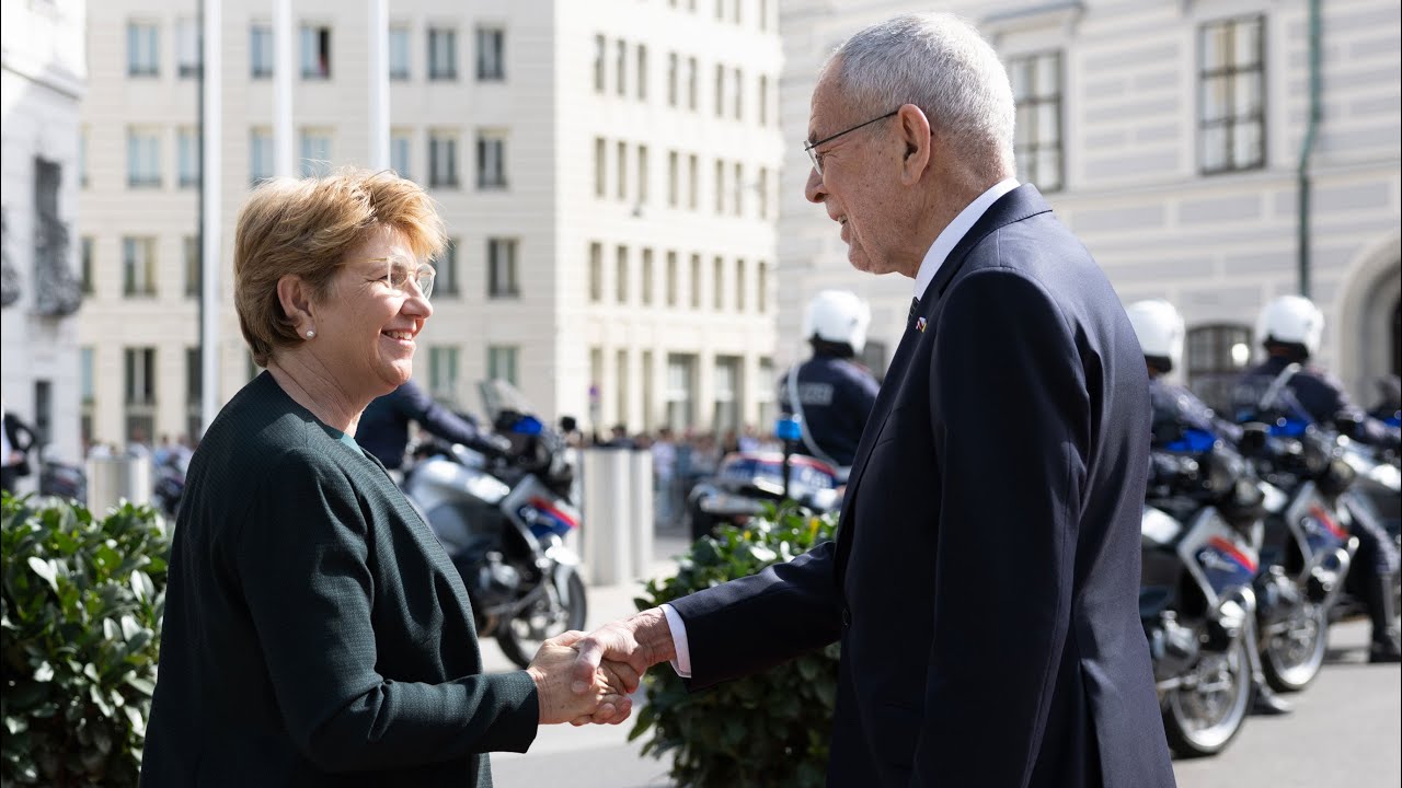 Pressestatement mit der Schweizer Bundespräsidentin YouTube
