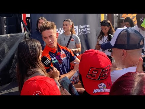 Video MotoGP Riders in Barcelona 2026 Fan Fest ?? | Álex Márquez, Pedro Acosta & More