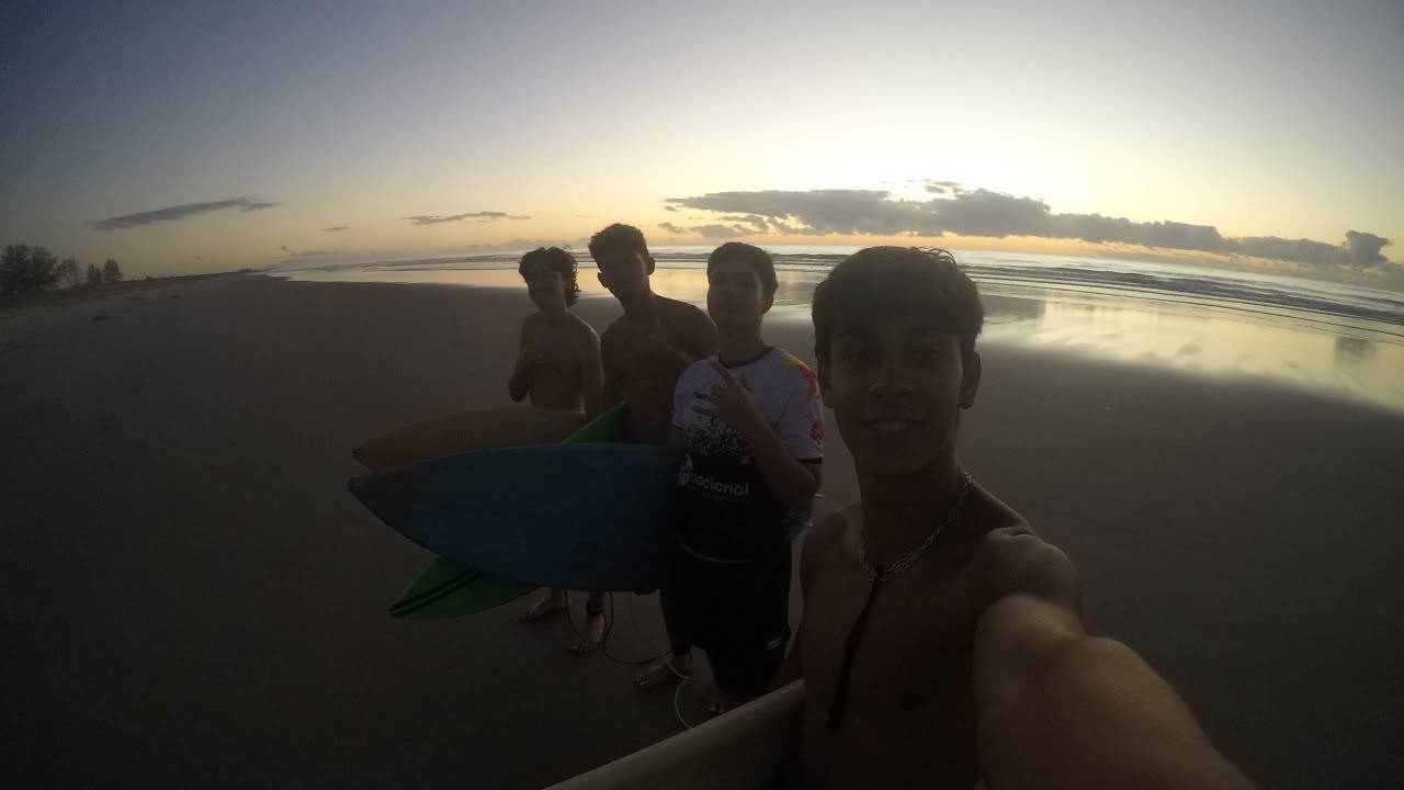 Surf trip animaal com a galera 