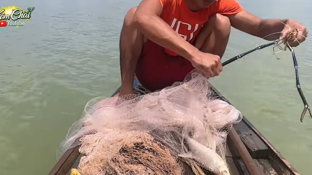 Chài Tôm Càng Trên Làng Bè Khánh Hòa #fishing #xomchaitv 