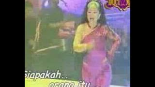 Siapa - Anisa Bahar