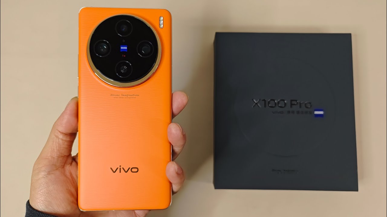 Vivo X100Pro, Mediatek 9300 + Zeiss APO Lens Powered AI Smartphone