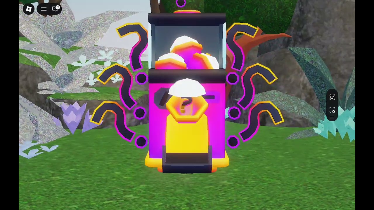 Seriously cannot even survive everyone tries to eat me because i'm just a water animal