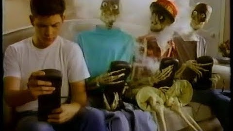 1990 - Atari Lynx - One Winner, Twice as Fast Commercial