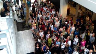 Kajto komuna kantado