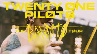 twenty one pilots: Josh Dun vs Spooky Jim [DRUM BATTLE] (Bandito Tour Version)