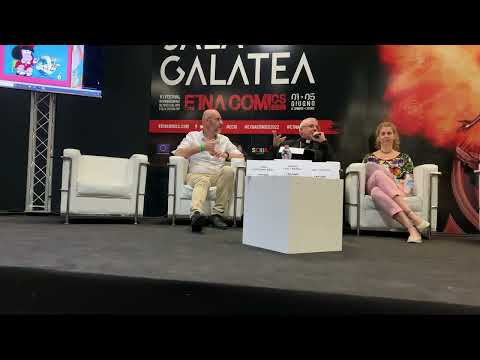 Mons. Luigi Renna parla a EtnaComics, insieme a Fabia Mustica e Don Giovanni Berti "Gioba"