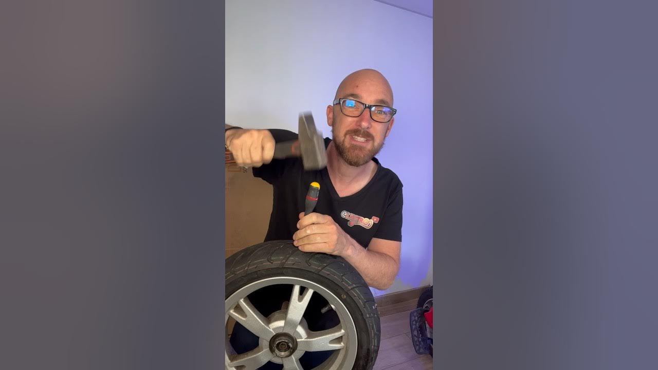 Comment on repart un pneu avec une mèche ? le kit crevaison voiture ! YouTube