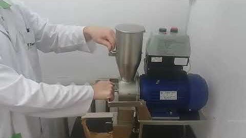 video 82360c69866149b86589da77149a7b88 V