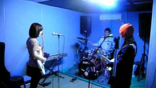 LOOK & LISTEN - FORREST @ CLAMP 090426 sun