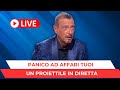 🚨Shock ad Affari Tuoi un proiettile in diretta: panico in studio