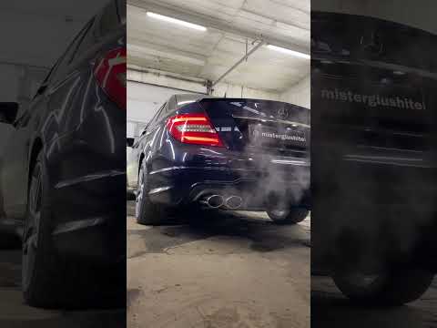 БЛАГОРОДНЫЙ ВЫХЛОП НА W204 1.6 #cars #mercedes #acrapovic #amg #w204c63 #benz #exhaust #shorts