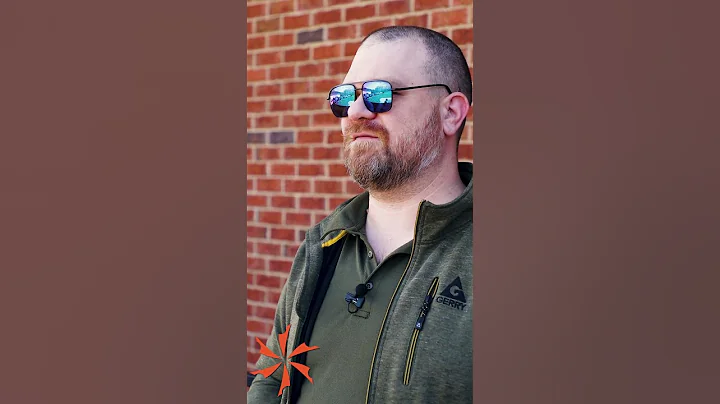 Four Stages of Knife Addiction #KnifeCenter #shorts