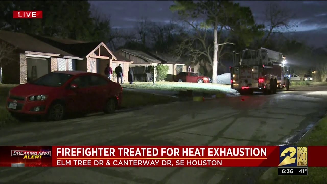 Firefighter hospitalized after house fire - YouTube