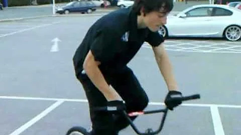 Hop barspin attempts