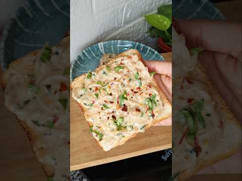 Recipe by Recipe By DEBO: Caramelized Onion Cheese Toast🔥 | Easy Tea-Time Snack #shorts #bread #snacks #viralvideo #shortsfeed