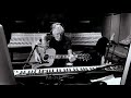Roger Waters - Mother (Acoustic Version)