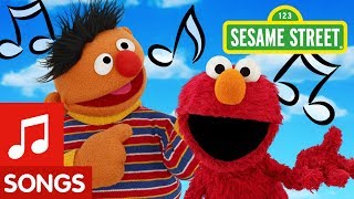 Sesame Street: "Sing After Me" with Ernie and Elmo chords