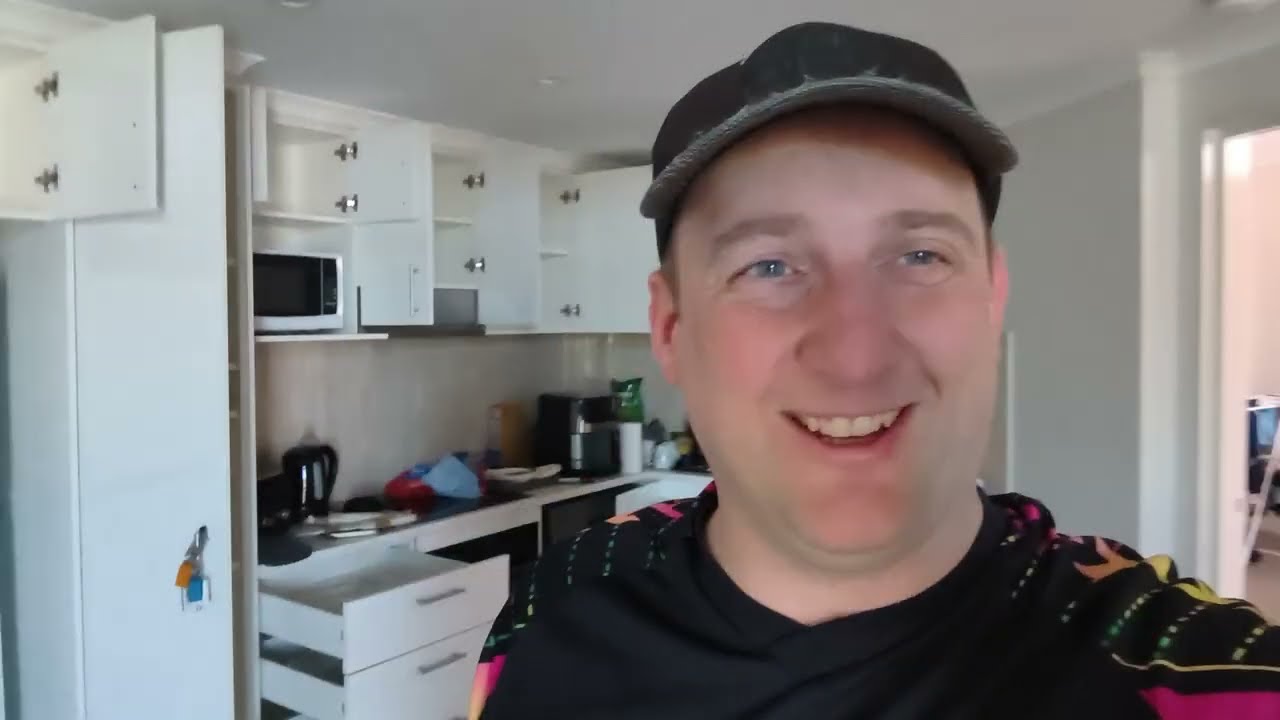 Я уезжаю из Алис-Спрингс.