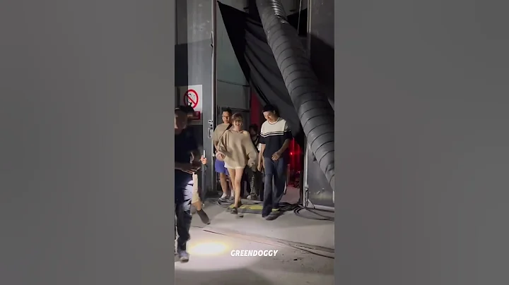 Zhao Lusi and William Chan leave the set together.💜✨ #zhaolusi #williamchan #lovesambition #shorts