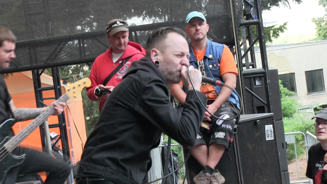 BAIN DE SANG Live At OBSCENE EXTREME 2016 HD