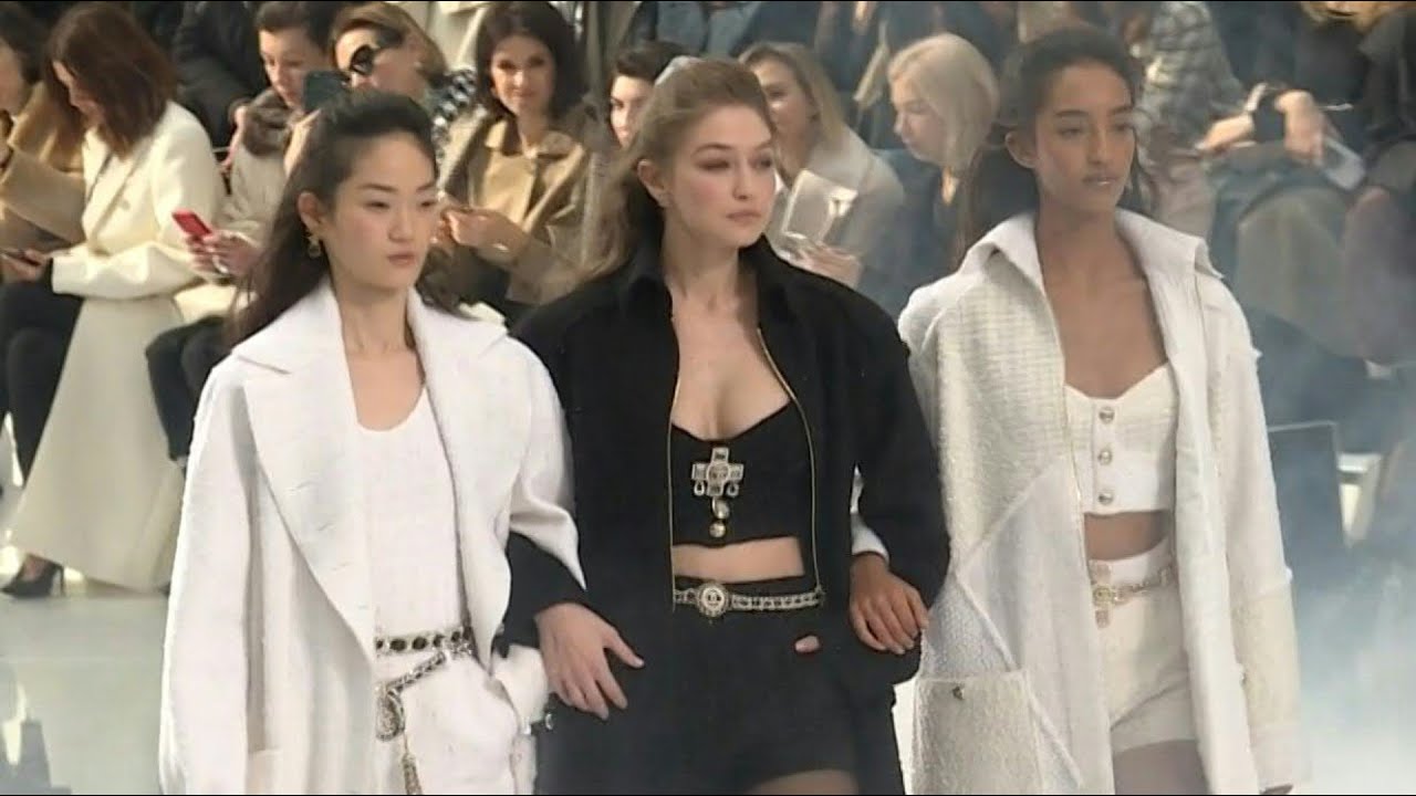 Chanel Grand Palais performances 